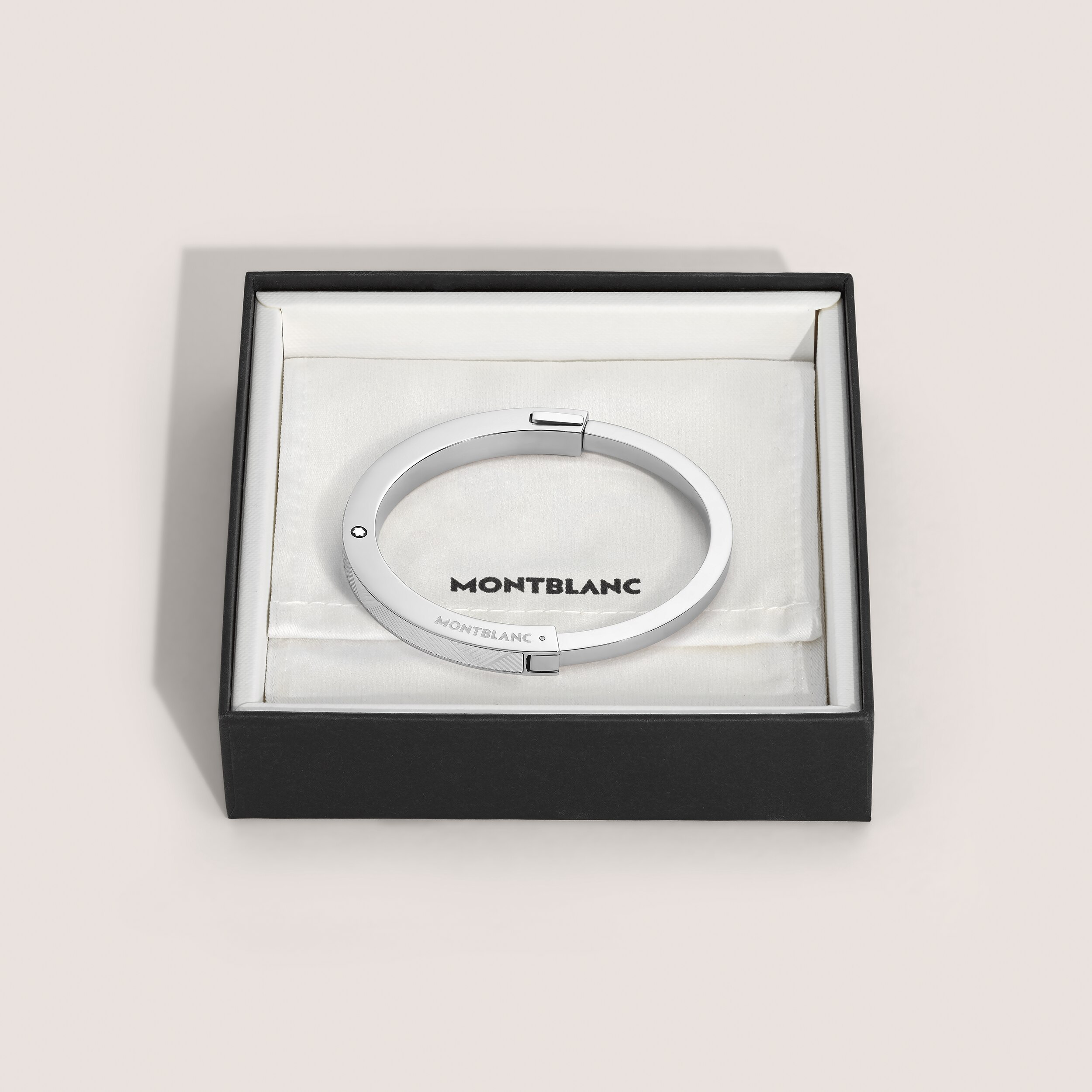  Montblanc - Armreif Aus Edelstahl Mit Extreme-muster - Silberfarben - Edelstahl - Mb136018 - Armbänder 