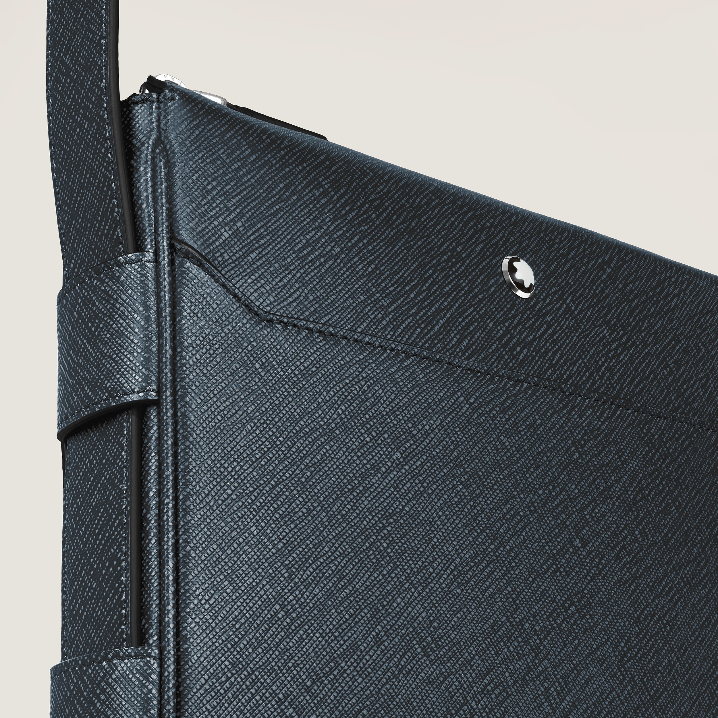  Montblanc - Vertikale Messenger Bag Aus Sartorial Leder - Tweed-blau - Leder - Mb222459 - Messenger Bags 