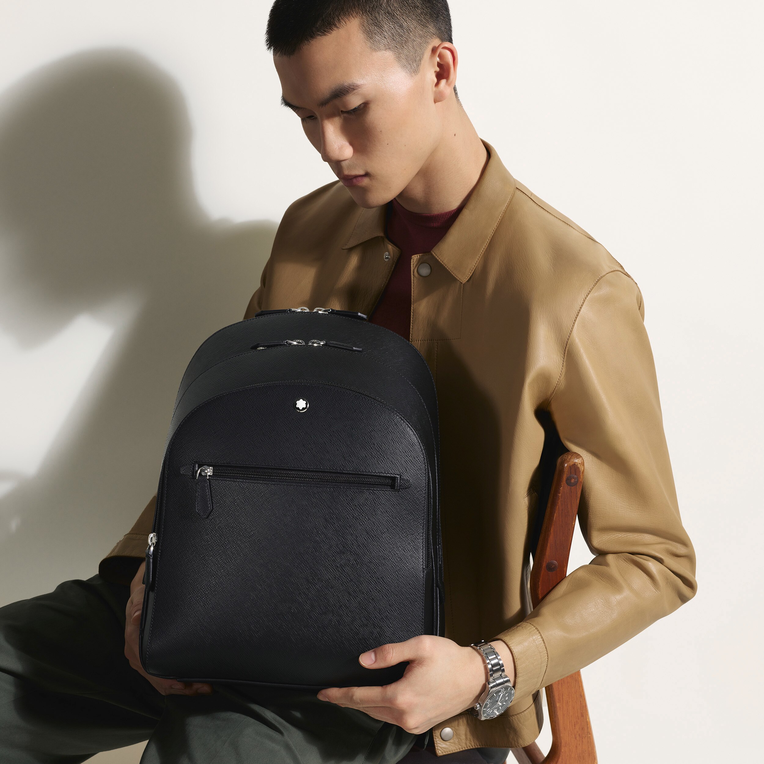  Montblanc - Mochila Mediana Con 3 Compartimentos De Piel Sartorial - Negro - Piel - Mb130275 - Mochilas 