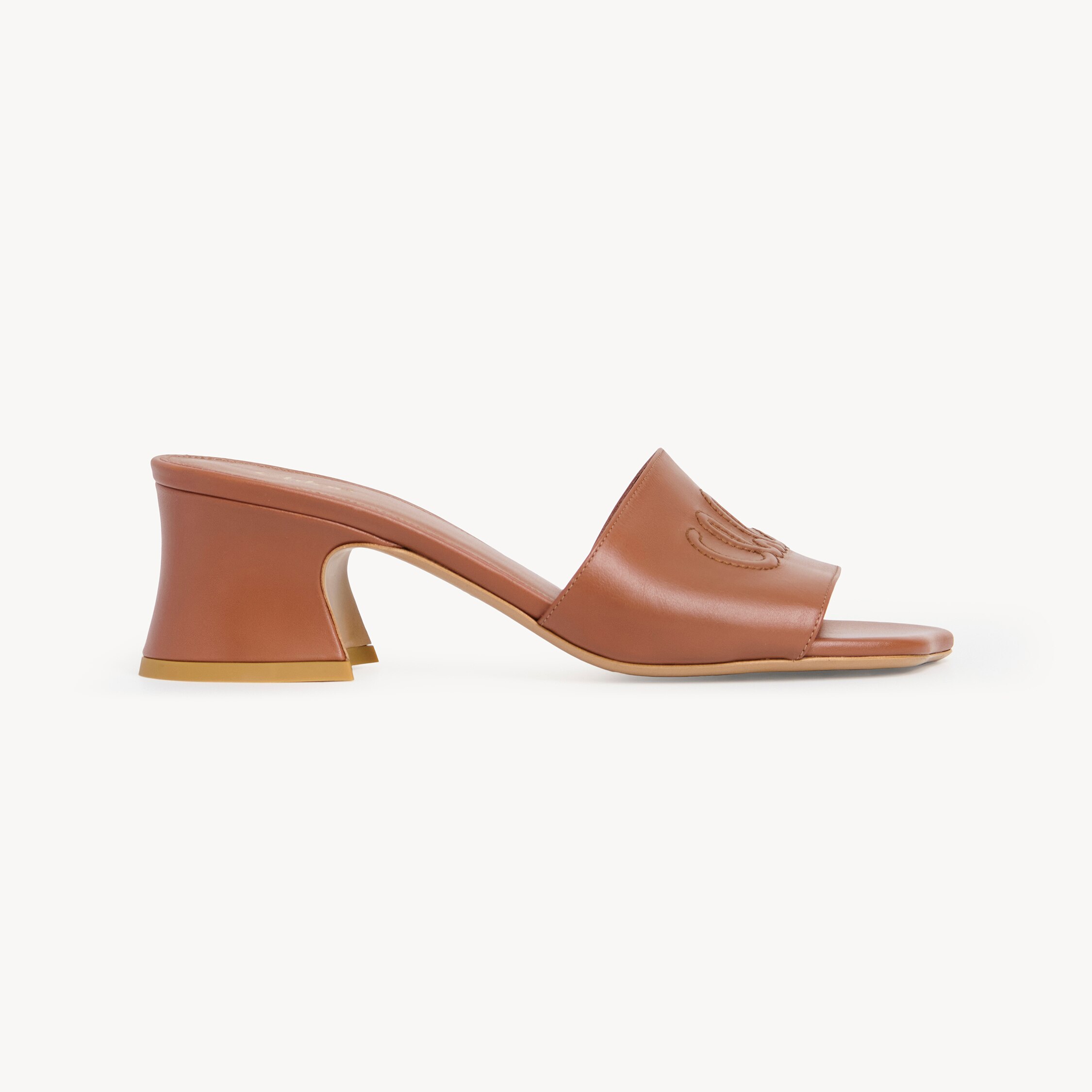 Chloé Soleil 55 Shiny Leather Mules In Brown