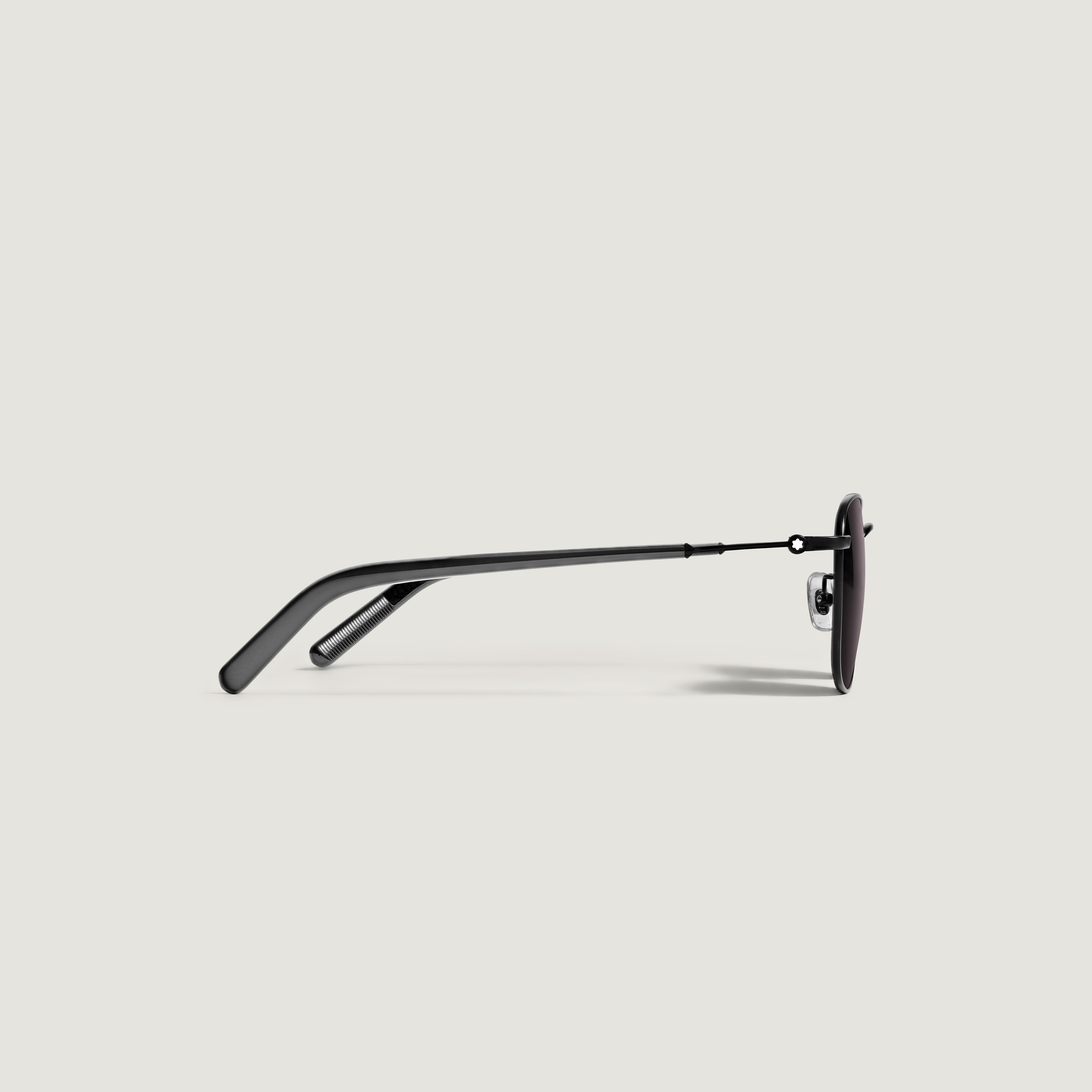  Montblanc - Quadratische Sonnenbrille Mit Schwarzem Metallrahmen - Schwarz - Metall - Mb135568 - Sonnenbrillen 