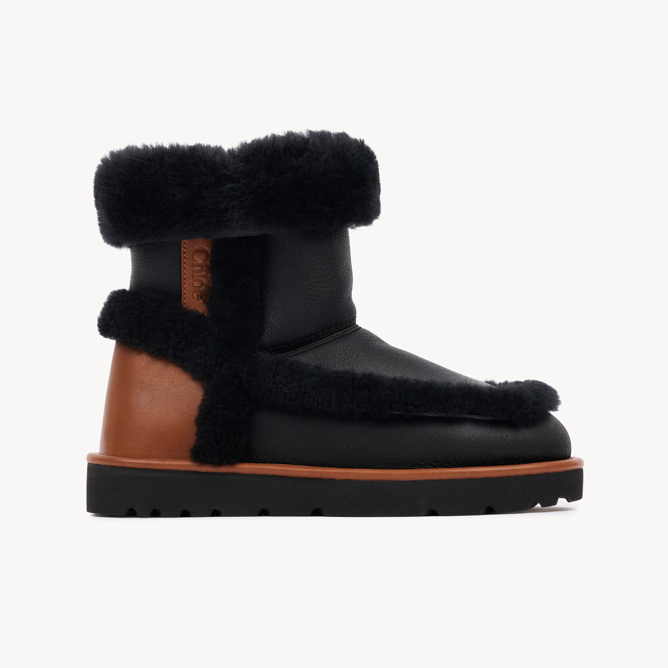 Chloé Dolcie Shearling-leather Boots In Multi