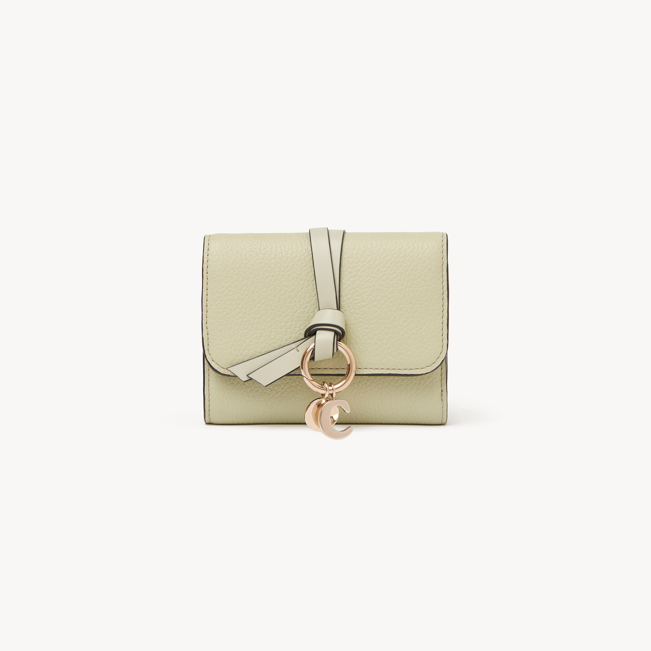 Chloé Small Alphabet Tri-fold In Grained Leather In Green