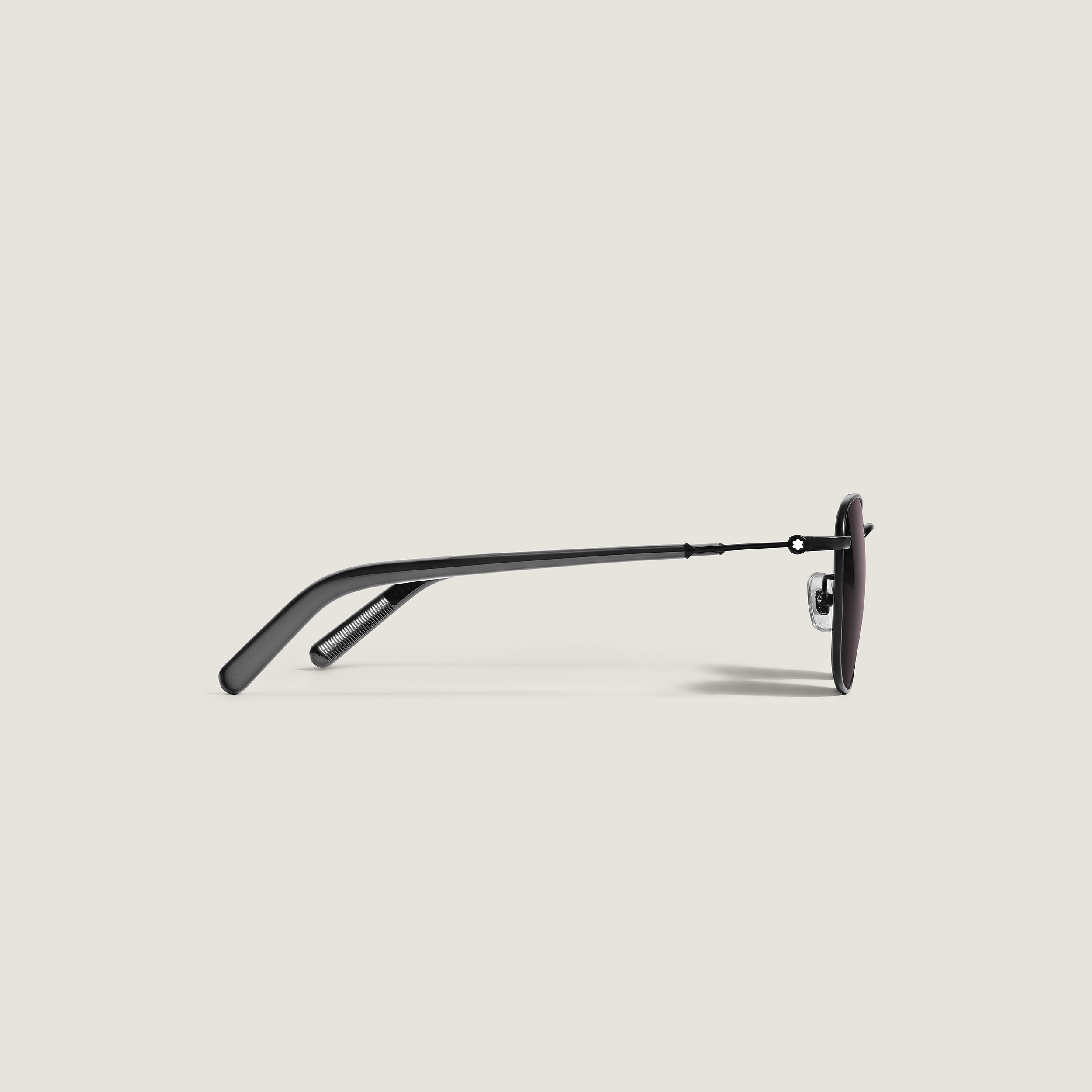  Montblanc - Quadratische Sonnenbrille Mit Schwarzem Metallrahmen - Schwarz - Metall - Mb135568 - Sonnenbrillen 