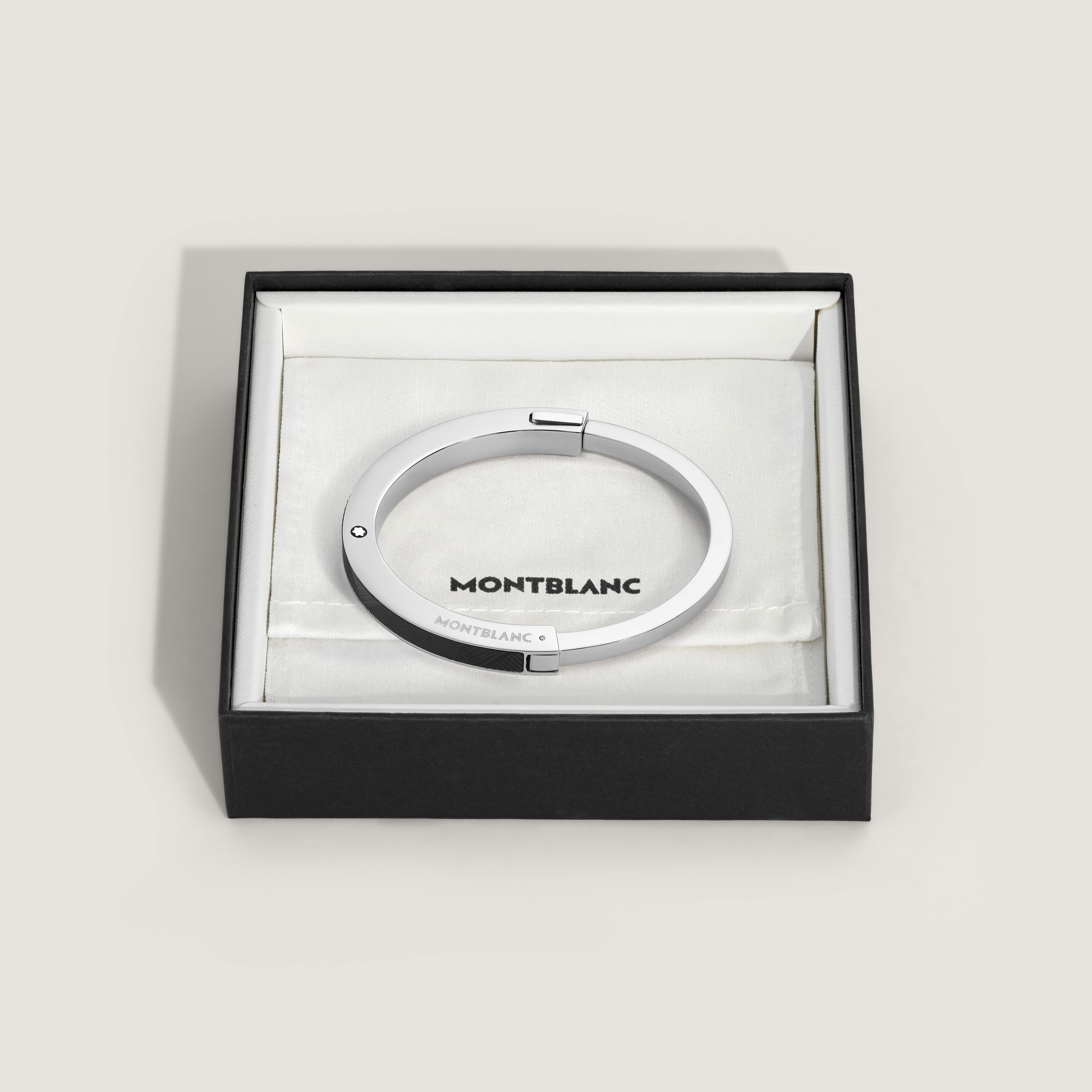  Montblanc - Armreif Aus Edelstahl Mit Extreme-muster - Silberfarben - Edelstahl - Mb136015 - Armbänder 