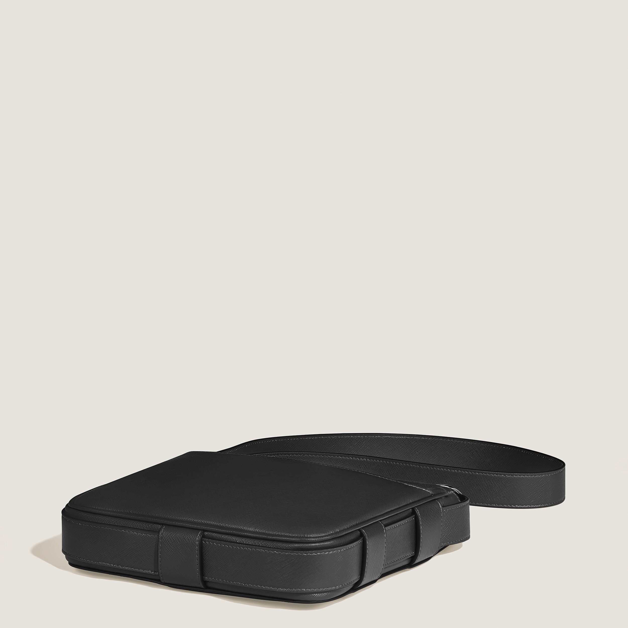  Montblanc - Borsa Messenger Cintura Verticale In Pelle Sartorial - Nero - Pellame - Mb221560 - Borse A Tracolla 